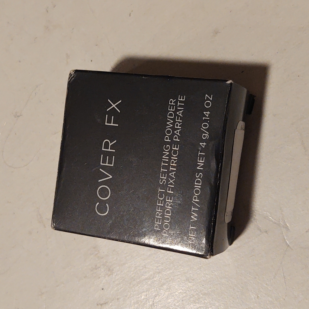 Cover FX Perfect Setting Powder Translucent Light 4 g / 0.14 oz
